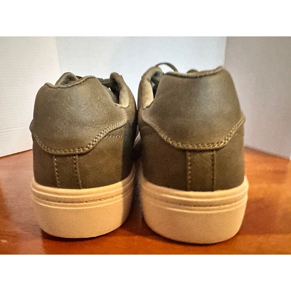 Men’s Lands End Sneakers, Great Condition, Olive Green, Size 10D - Picture 4 of 8